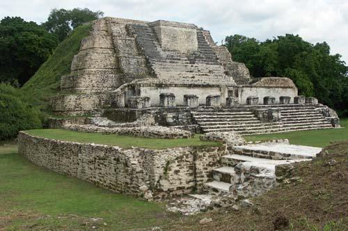 2004-10-27-altun-ha2